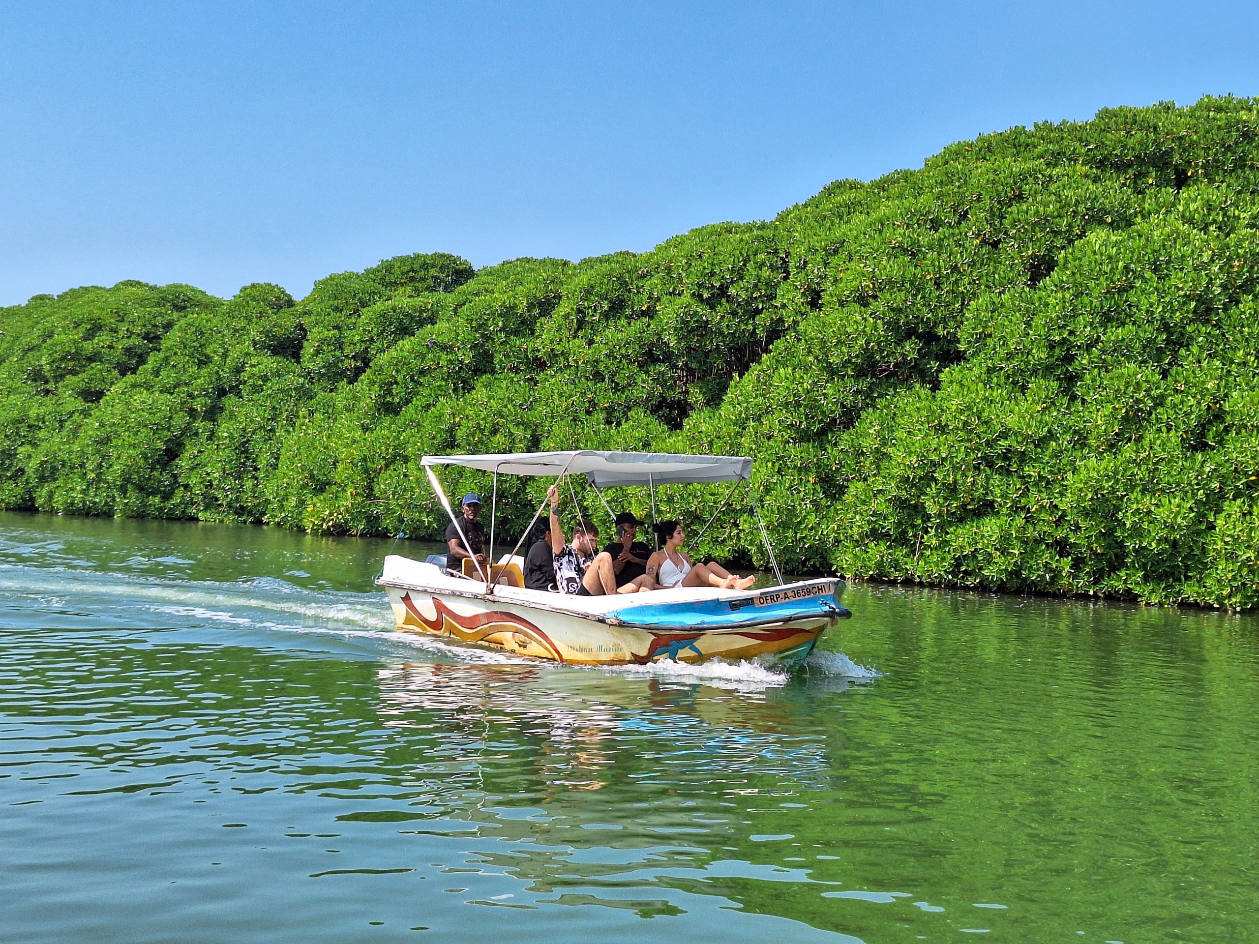 Lagoon and Sea Ride - Negombo boat ride